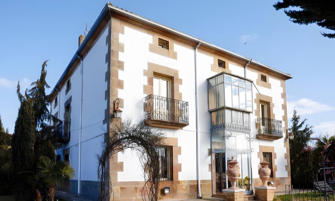 Ocenilla Apartment | Room 'Suite 7' with Mountain View, Shared Terrace and Wi-Fi