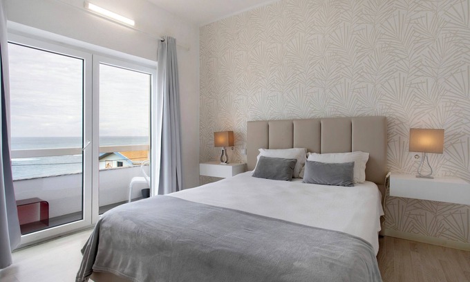 Ribamar Apartment | Room 'Vista Mar 2' with Balcony and Wi-Fi