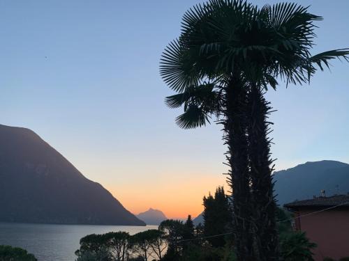 Cressogno House | Room with a View