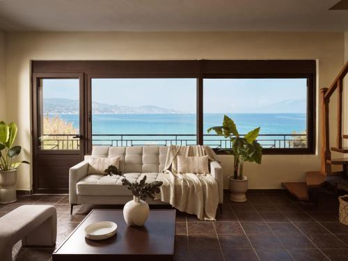 Alikanas Apartment | Rosa Sea Front Villa Maisonette
