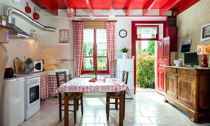 Saint-Helen House | ROSALIE'S HOUSE