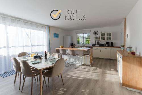 Ploudalmezeau Apartment | ROSCAROC ENEZ HIR - Charmant T4 proche plage