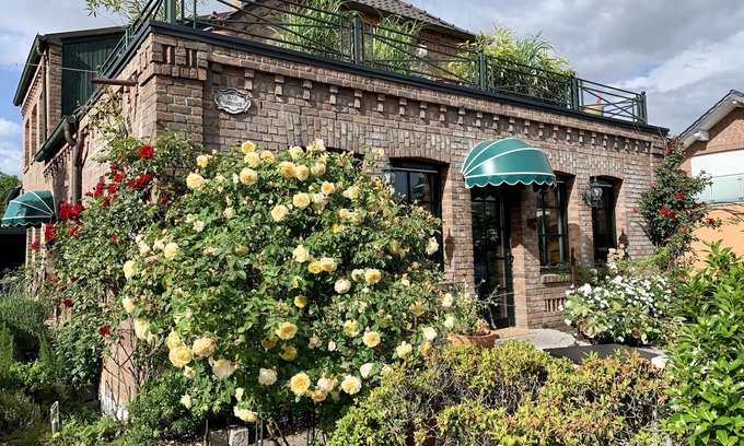 Rees Condo | Rose Cottage - relax and unwind.