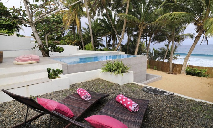 Jarealito Villa | Rose Nest at the beach Puerto Rico