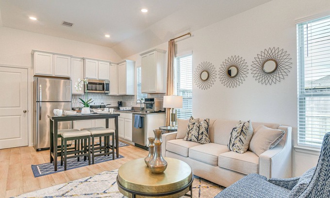 Rosenberg Apartment | Rosenberg Apartment, 10 Mi to Smithers Lake