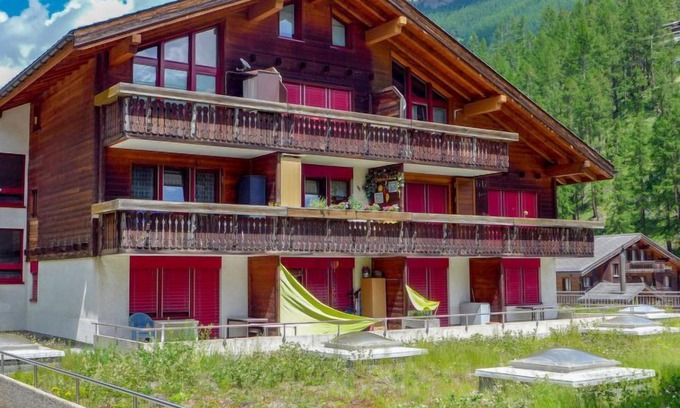 Zermatt Apartment | Rossignol B by Interhome