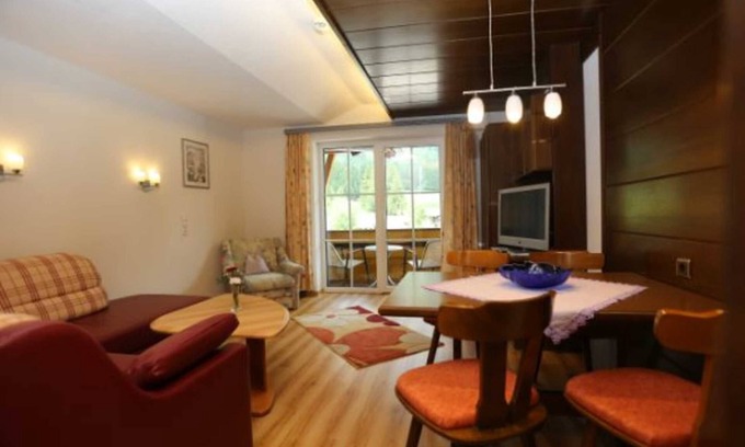 Nesselwaengle Apartment | Rot - Flüh D - Landgasthof Schuster