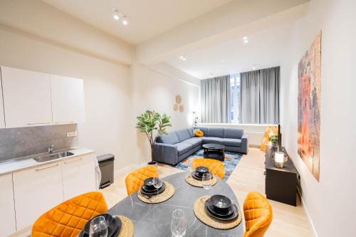 Stadsdriehoek Apartment | Rotterdam Oasis 3 BDR apartment JUF