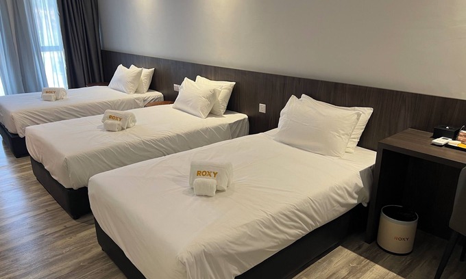 Siniawan Hotel | Roxy Hotel Siniawan