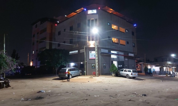 Lome House | Royal Blue Guest House & Bar (Deluxe Twin Bed)