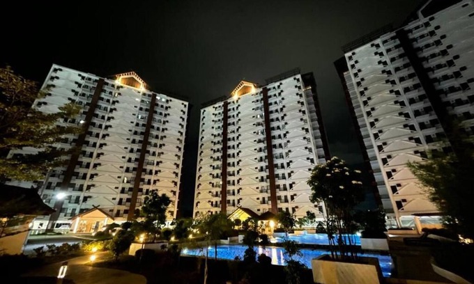Basak Condo | Royal Oceancrest Mactan - Resort type Condominium Unit 0215B
