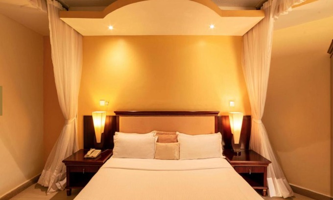Bugolobi Apartment | Royal Suites Hotel - One-bedroom Suite 1