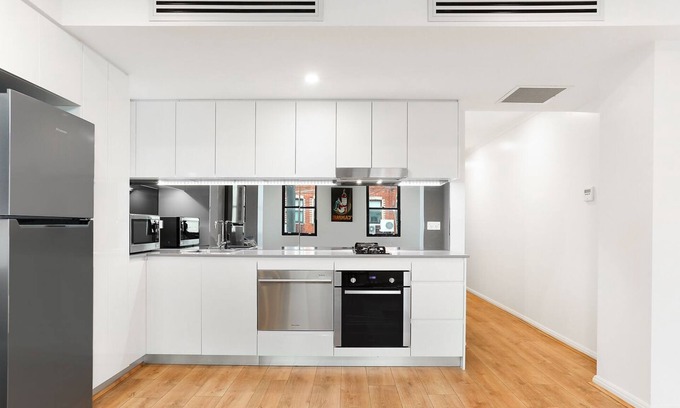 Rozelle Apartment | Rozelle Village l 1 Bedroom l Pet Friendly