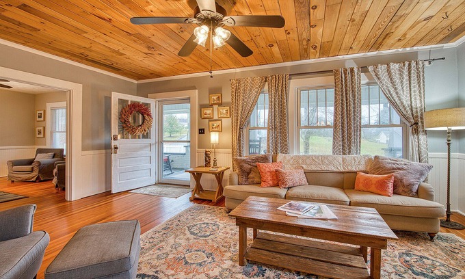 Canton Other | Ruby- Graceful Southern Lady