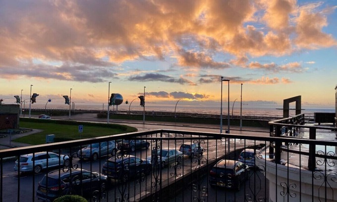 South Shore Apartment | Ruby Suite Pleasure Beach 2Bed Balcony Apartment