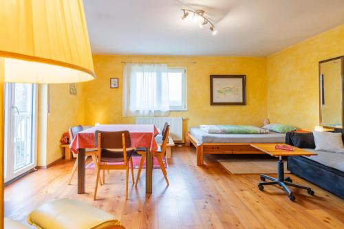 Aulendorf Apartment | Ruhe auf dem Land 1 - Maria