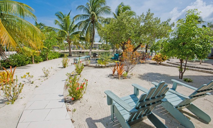 Rum Point Condo | Rum Sands - A Charming Cottage on the Bioluminescent Bay! Call Cayman Villas!
