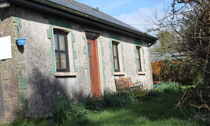 Lisgoold Cottage | Rural Countryside Cottage Ideal base to tour East Cork, 10 min drive to N25/N8