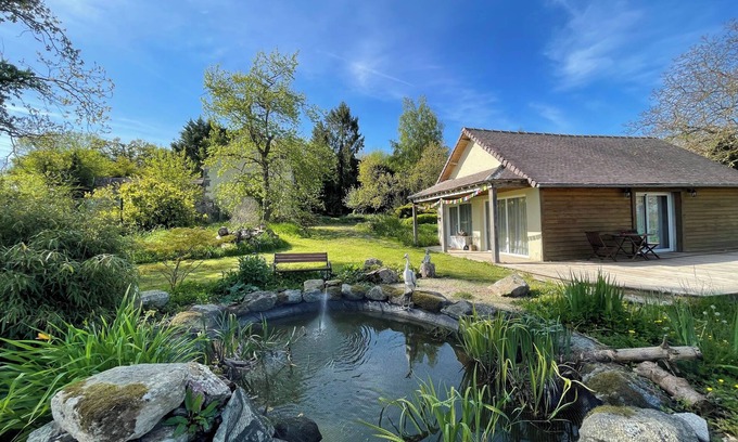 Feugeres House | Rural- PetFriendly- NearToNormandyCoast