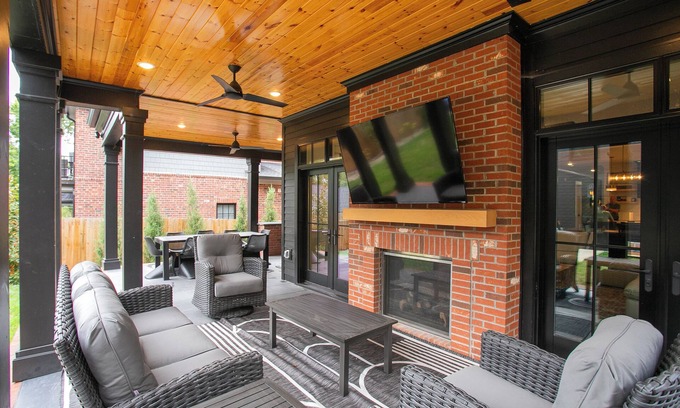Historic Edgefield House | Russell St Retreat: Luxe Home w/HotTub