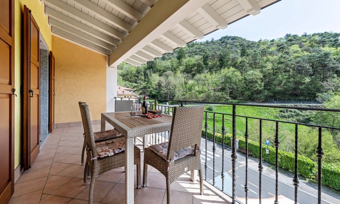 Tremosine Apartment | Rustic Apartment “Residence Tatiana B2” with Pool, Terrace