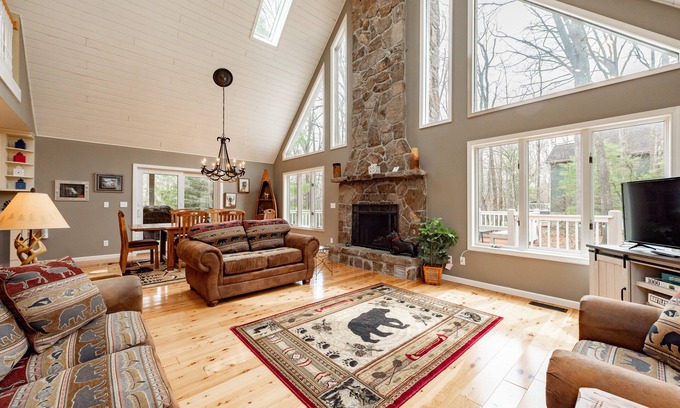 Blakeslee House | Rustic Elegance w/Hot Tub, Game Loft & Fireplace