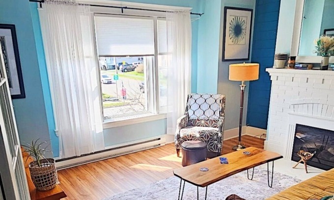 Saint John House | Rustic Escape - Cozy, Central & Pet-Friendly