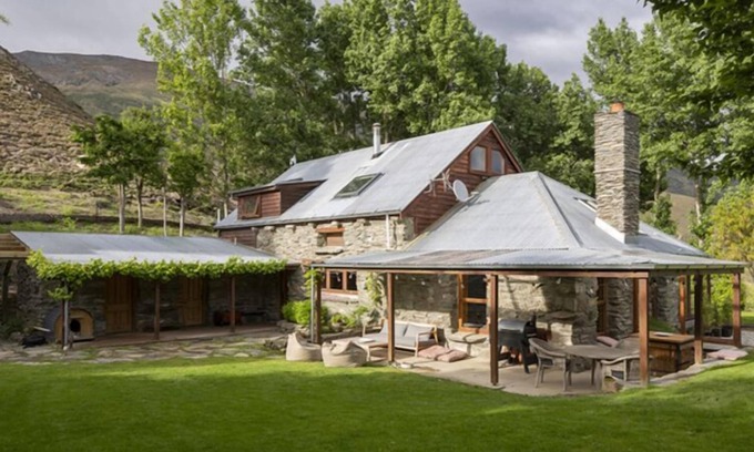 Gibbston Other | Rustic Farm House in Gibbston Valley