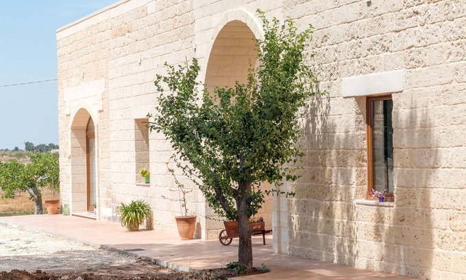 Giorgilorio House | Rustic farmhouse inside Masseria Sitamara with swimming pool and organic farm