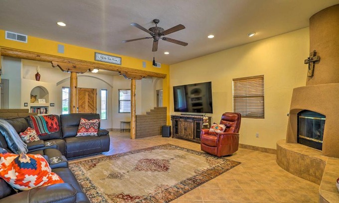 Mesilla Park House | Rustic Las Cruces Escape - 2 Mi to NMSU!