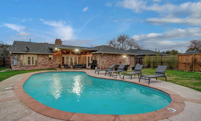 Westbury House | Rustic Modern Escape | 4-BD/2-BA with Pool & Patio