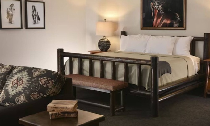 Broken Arrow Hotel | Rustic Retreat: Discover Spacious Lodging & Cozy Hospitality | 2 Units