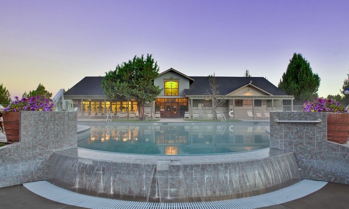 Redmond Hotel | Rustic Retreat Perfect for Peaceful Stay | Pools and Scenic River Walks Access