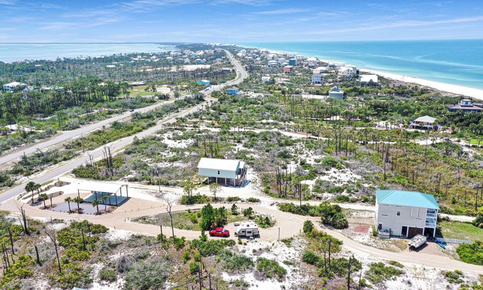 Port St. Joe RV Rental | RV Lot, Close To Beach, Full Srv ~ Salty Turtle