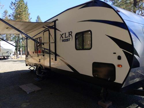 Cave Junction House | Rv11 Xlr - 27' Family Toy Hauler - Sleeps 6