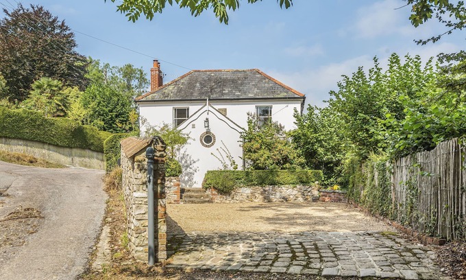 Whitchurch Canonicorum Cottage | Ryall Hope Cottage, This quaint and attractive cottage sits in a wonderful location