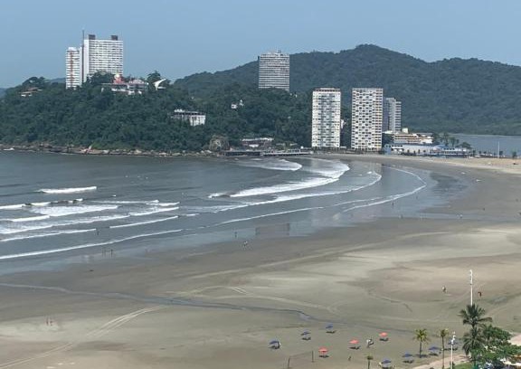 Itarare Apartment | São Vicente Itararé prédio frente mar apto fundo vista parcial