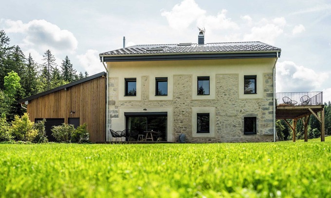 Premanon Apartment | Séjour nature dans ancienne ferme en pierre - déconnection garantie