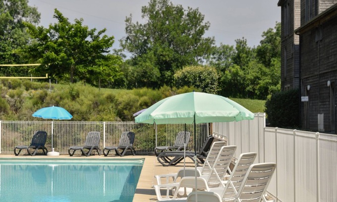 Montreal Condo | Séjour relaxant | Terrasse et piscine extérieure