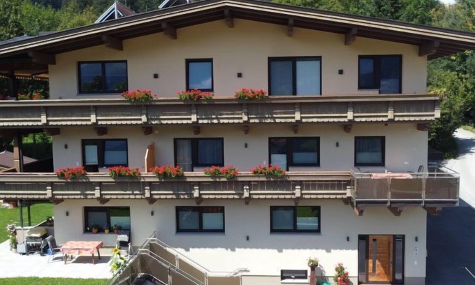 Zillertal Apartment | S'platzl by Interhome