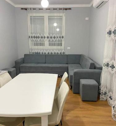 Mbrostar-Urë Apartment | SAB 2 Cozy Modern Apartment Fier