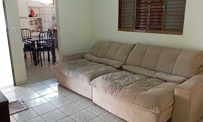 Santa Monica House | Safe house with 3 bedrooms, 6 people.
