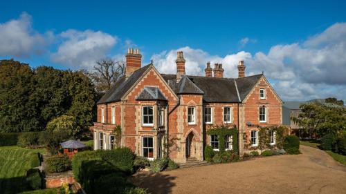 East Dereham House | Saham Grove Hall by Group Retreats