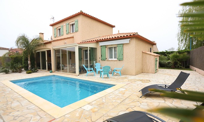 Saint-Cyprien Villa | Saint Cyprien pretty villa with swimming pool