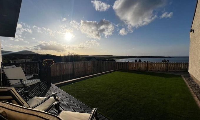 Cullen House | Salt View