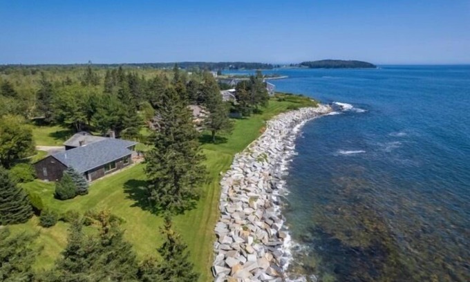 Port Clyde House | Salty Seas, stunning home with high-end fixtures & sweeping ocean views