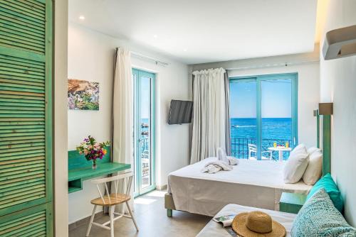 Khora Sfakion Apartment | Samaria by the Sea
