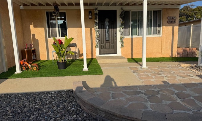 North Clairemont House | San Diego A-Twin-House Close to Beaches, Mall, SD Downtown, Seaworld, SD Zoo.