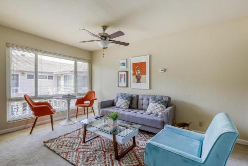 West San Jose Apartment | San Jose 2br w parking nr bakeries groceries SFO-1635