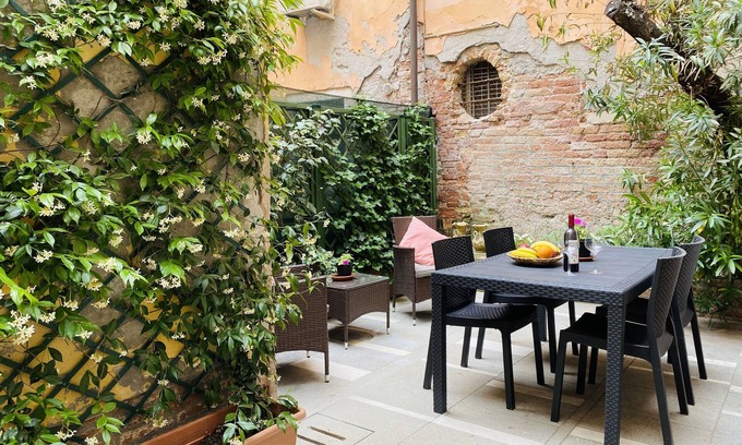 San Marco Apartment | San Marco Casa -apartment with garden in the historic center - Venice